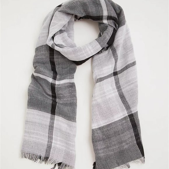 Torrid Scarf Black Plaid Reversible Fringe Wrap - Picture 2 of 4